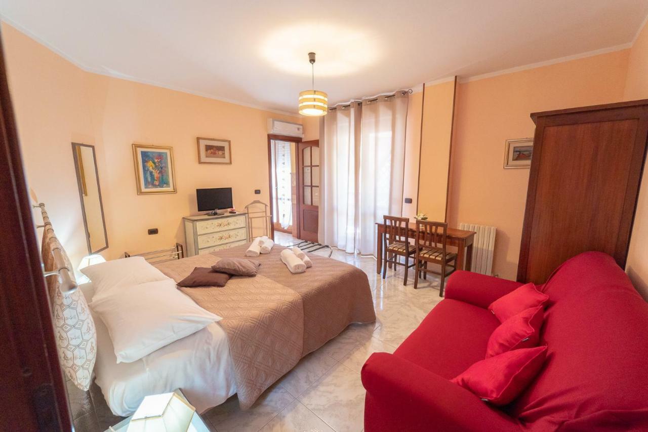 La Rosa - Elegant Rooms Sassari Exterior photo