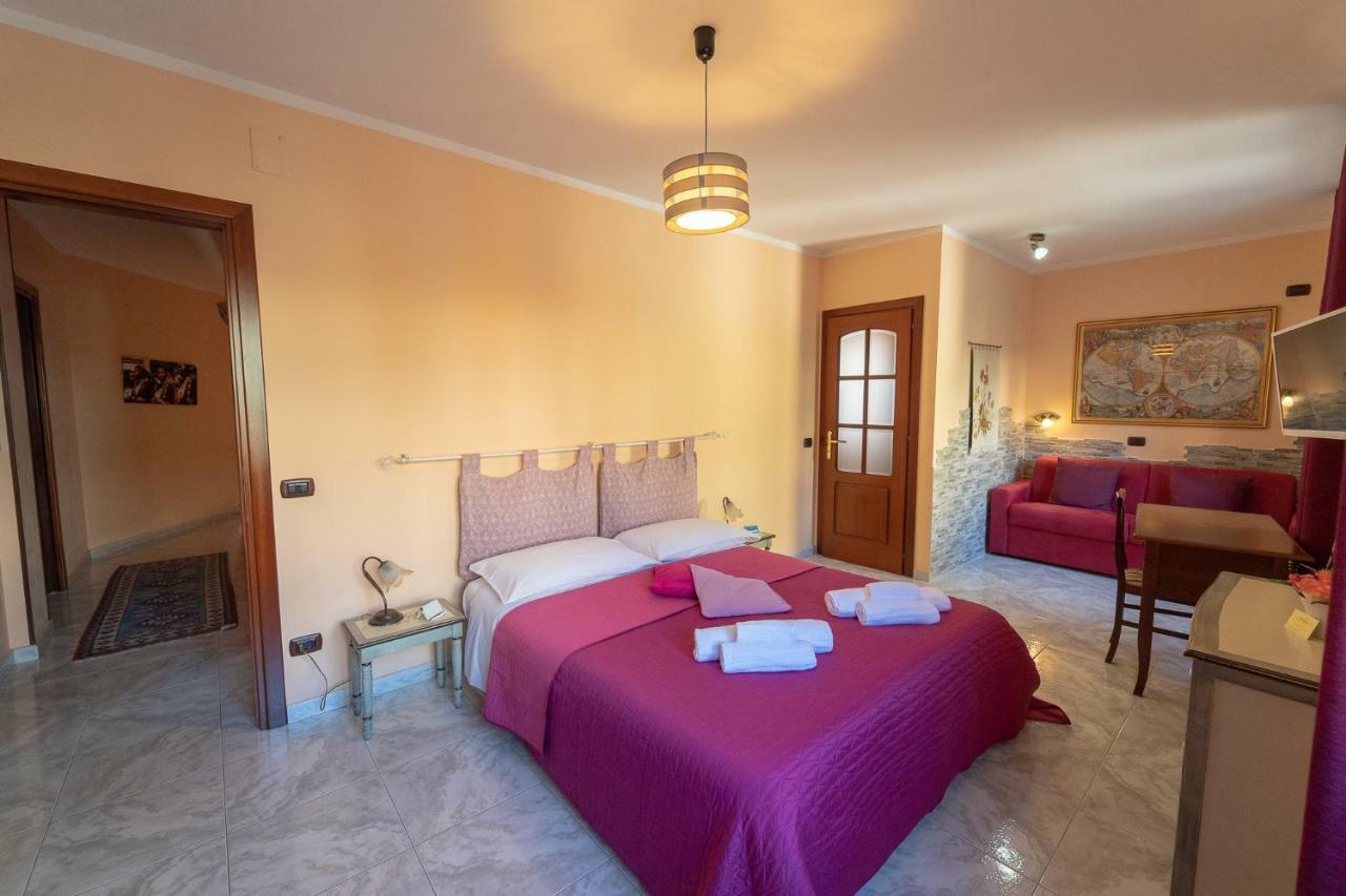 La Rosa - Elegant Rooms Sassari Exterior photo