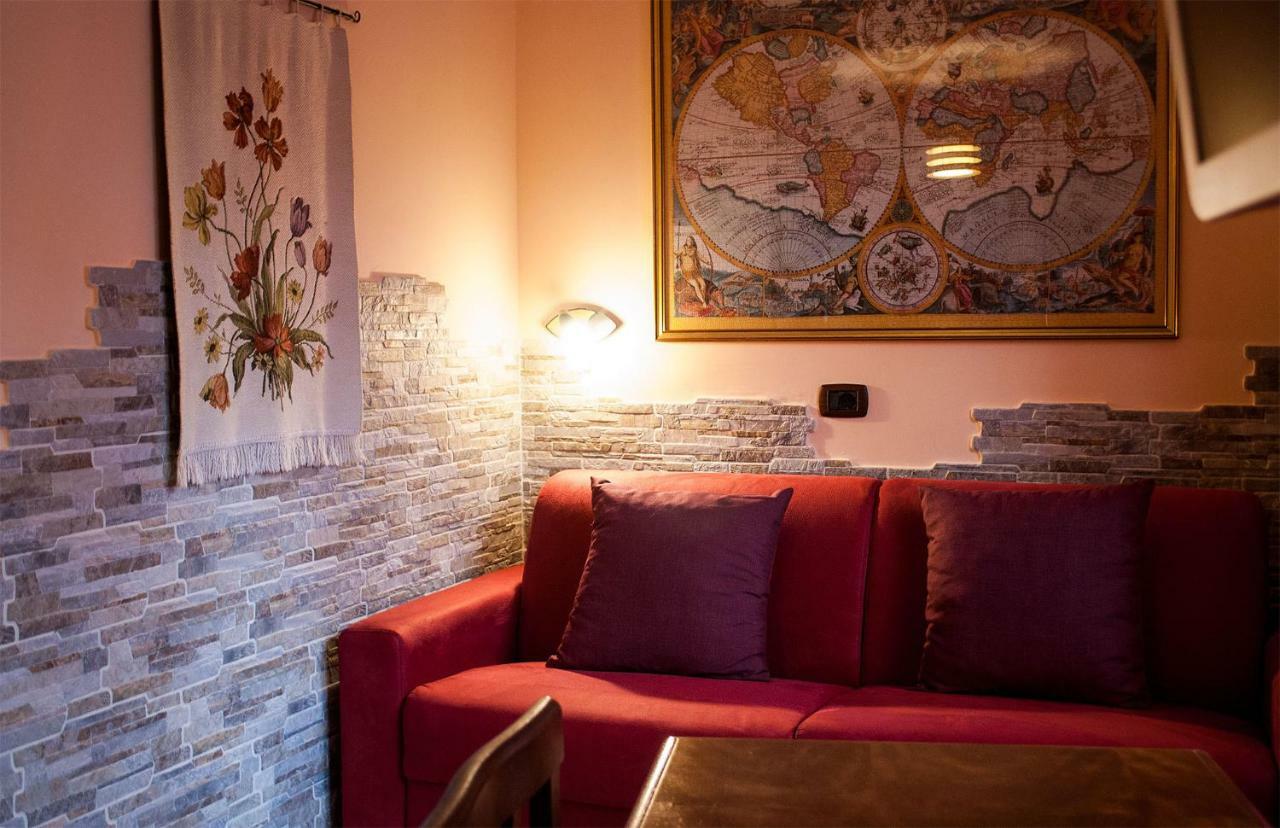 La Rosa - Elegant Rooms Sassari Exterior photo