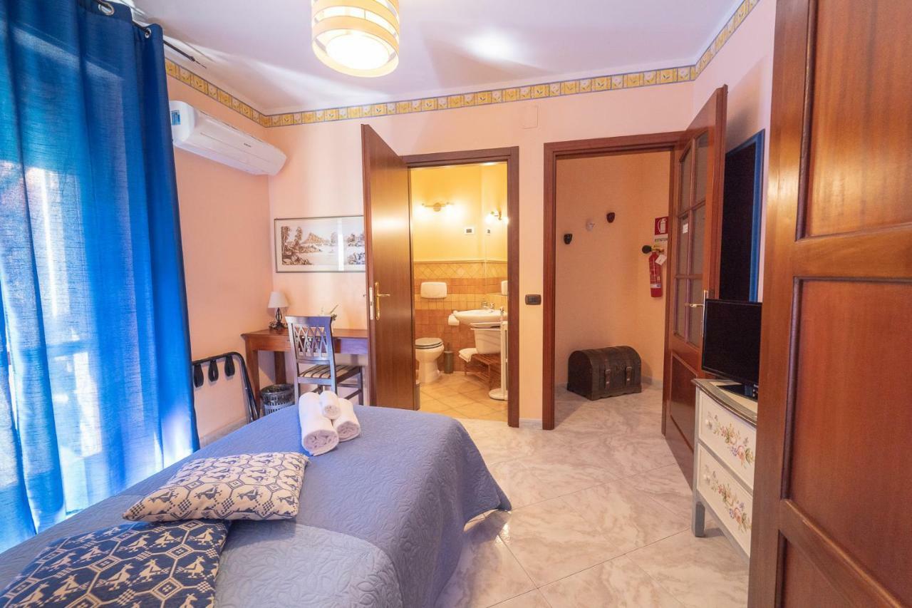 La Rosa - Elegant Rooms Sassari Exterior photo